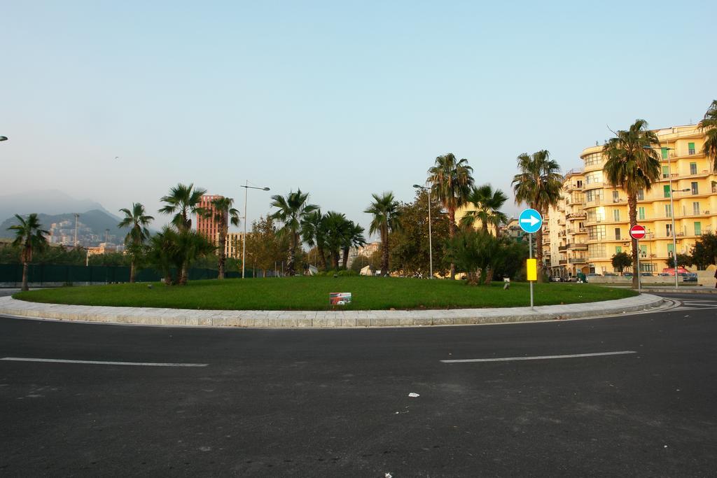 סלרנו Mary'S Home מראה חיצוני תמונה