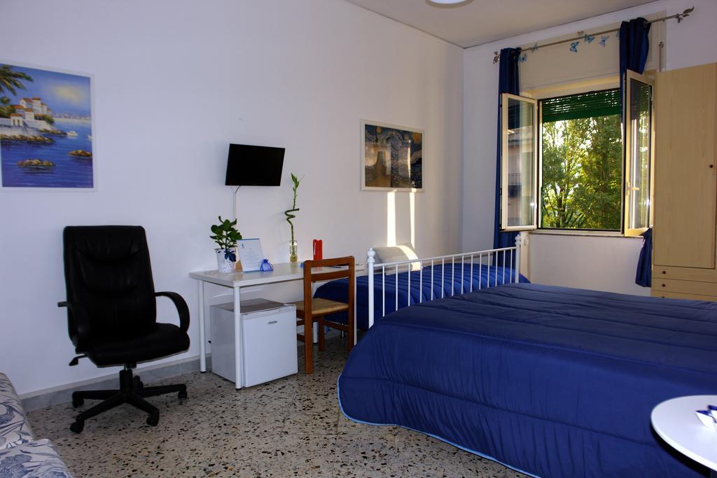סלרנו Mary'S Home חדר תמונה